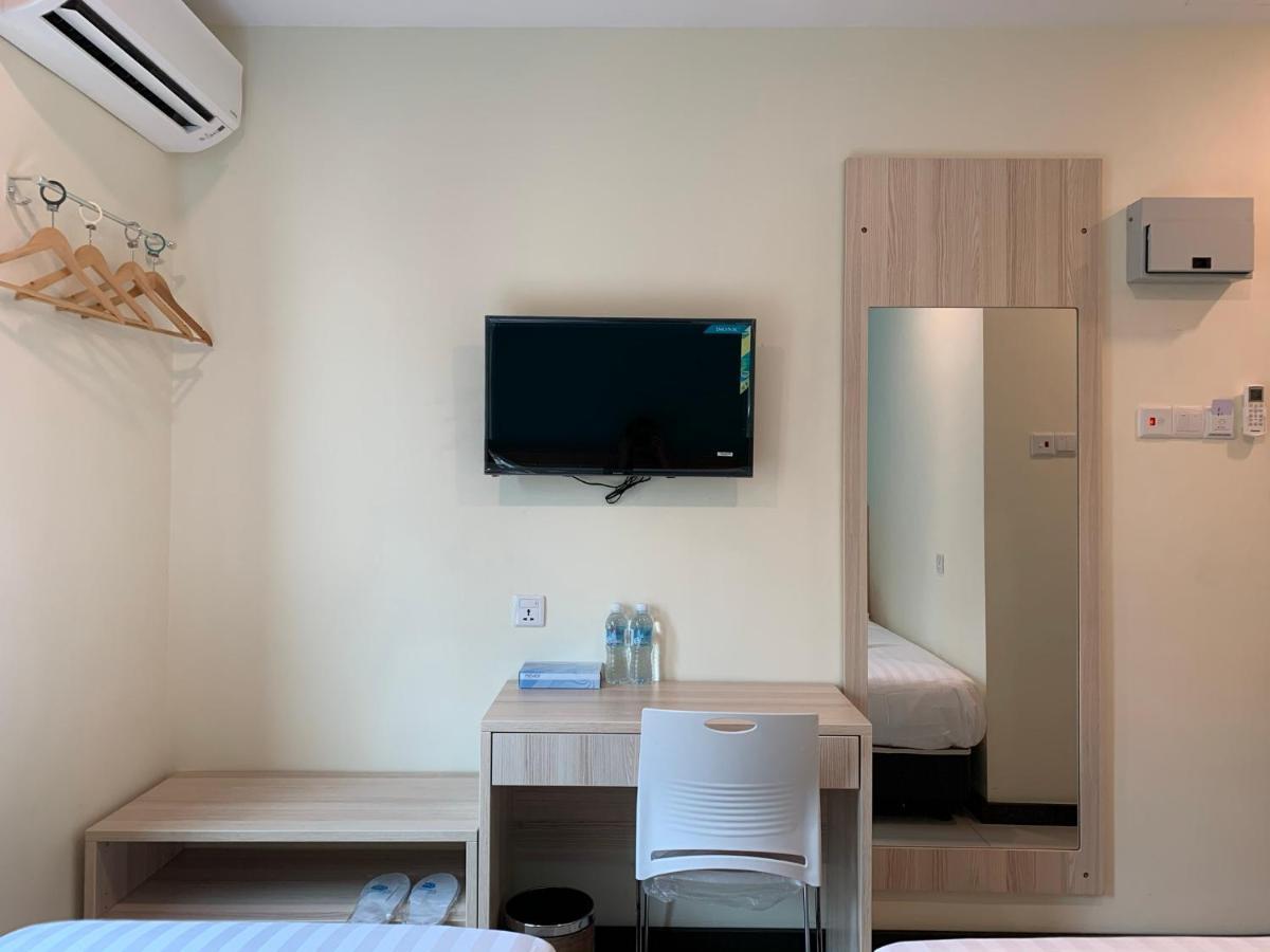 M Quality Hotel Гуа-Мусанг Екстер'єр фото
